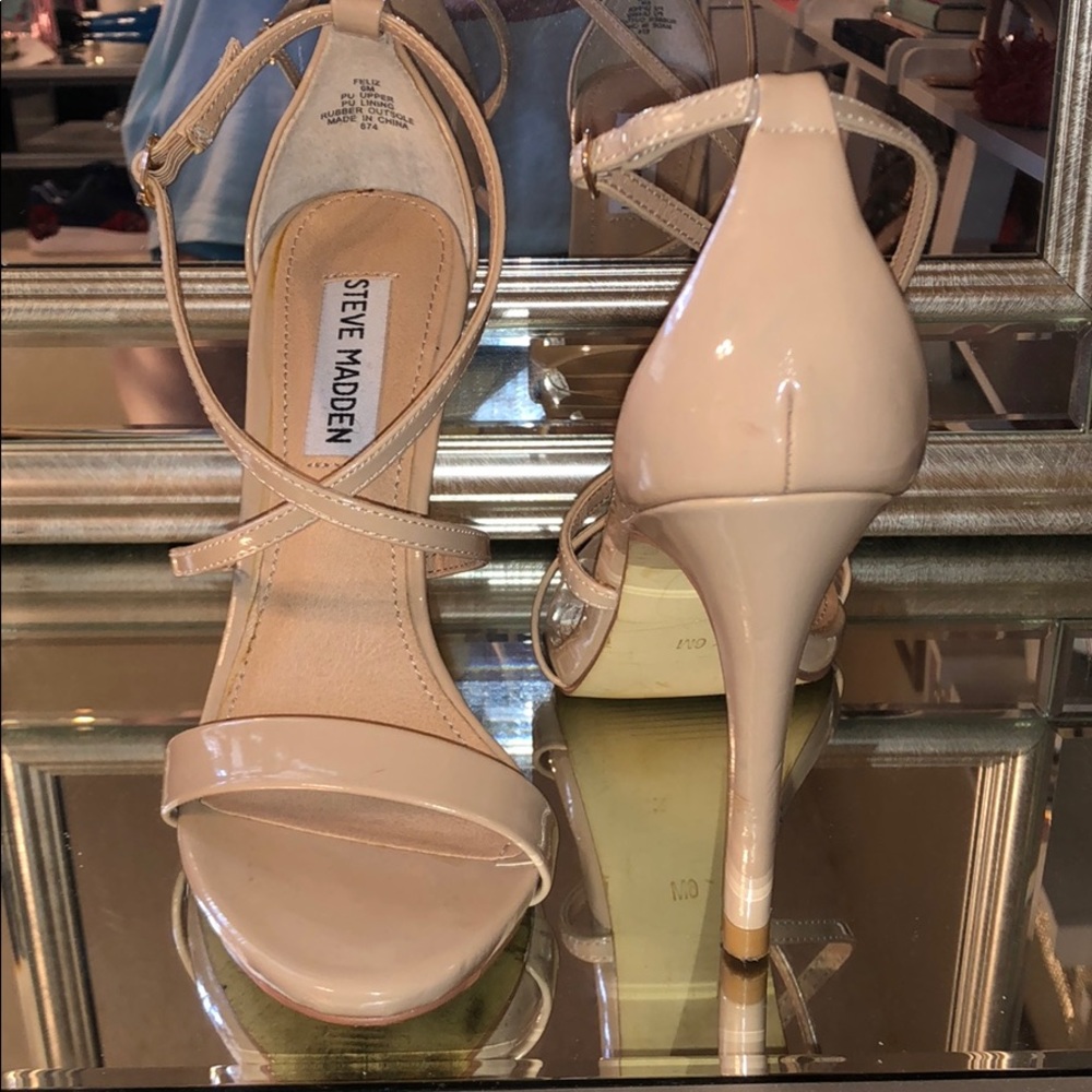 Nude Steve Madden Strappy heel